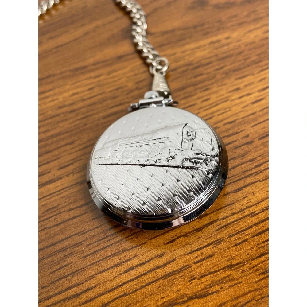 RARE Vintage Quartex Electra Wind up Train Pocket Watch Silver Tone Chain Swiss‎
